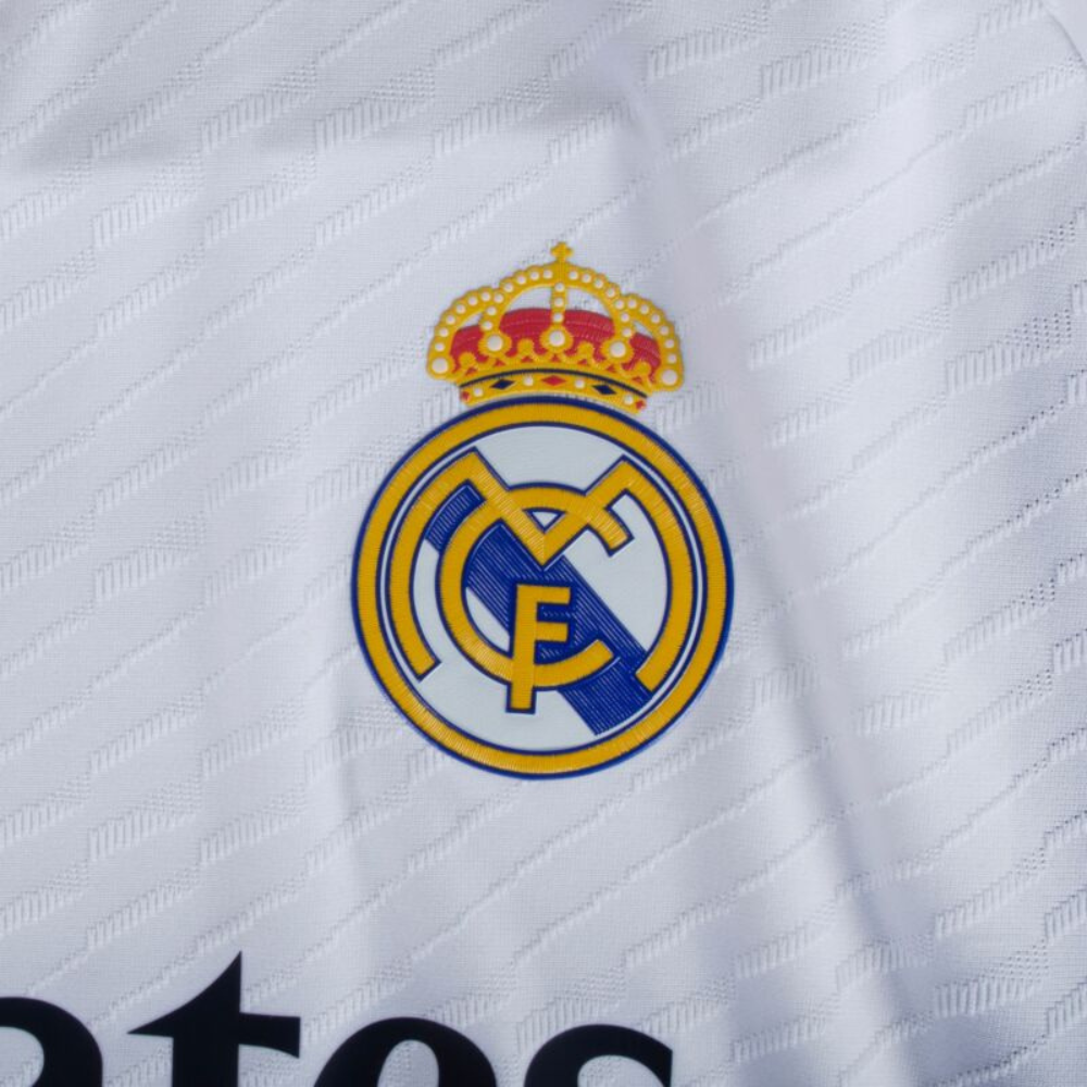 REAL MADRID 2023/24 HOME KIT LONG SLEEVE